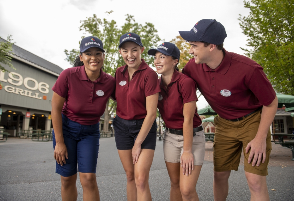 Hersheypark employees